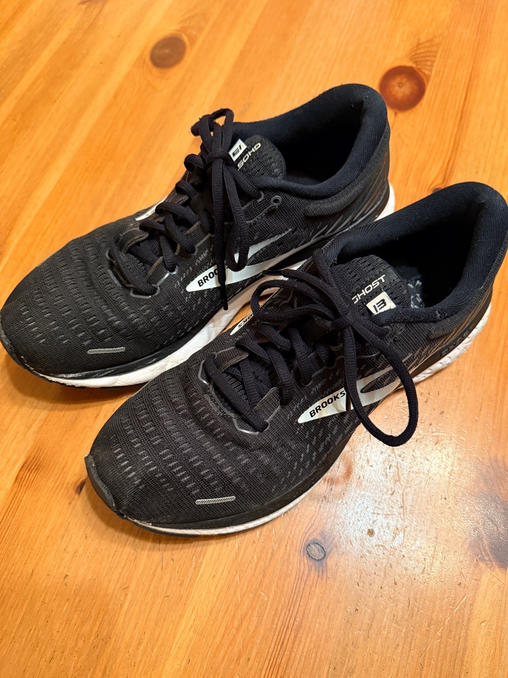 Brooks Ghost *fits like 9* 8.5D